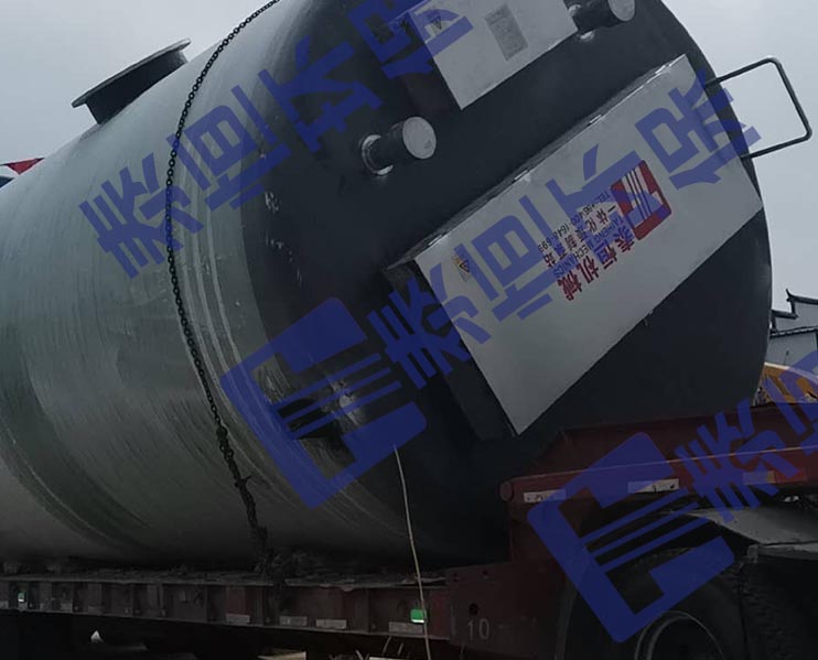 一體化預(yù)制泵站到達(dá)現(xiàn)場 一體化預(yù)制泵站到達(dá)現(xiàn)場